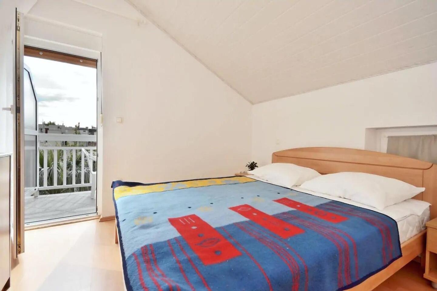Apartment Toma 奥米什 外观 照片